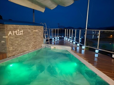 여수 아티스트 오션뷰 독채 풀빌라