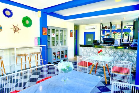 푸켓 문릿 파통 베이 하이드어웨이 호텔