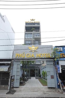 Phu Gia, 228, Le Van Luong Street