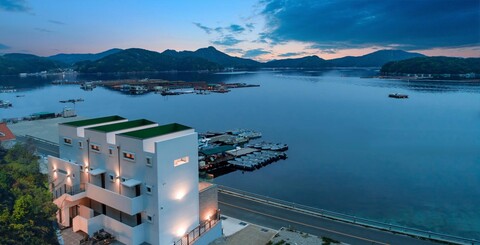 통영 FH365오션뷰스파가족펜션