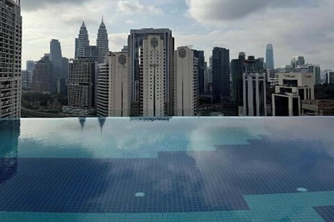 골든 스위트 앳 매제스틱 레지던스 KLCC
