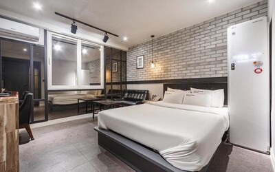 순천 HOTEL 여기어때 조례사거리점