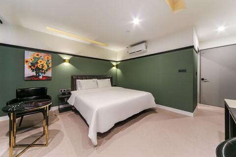 부산 대연동 HOTEL ONNA(호텔 온나)