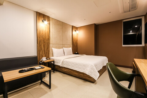 진주 충무공동 피렌체