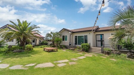 제주 라라피포독채펜션