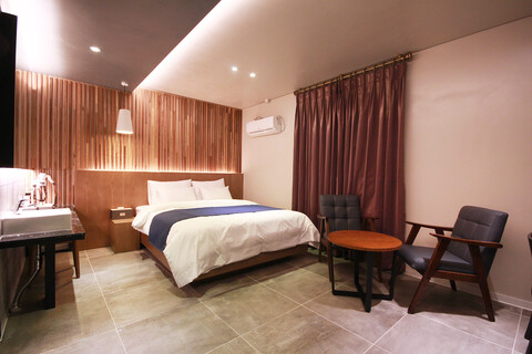 울산 신정동 BANDI