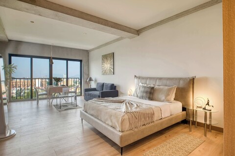 알라메다 센트럴, 다운타운의 멋진 1 베드룸 콘도