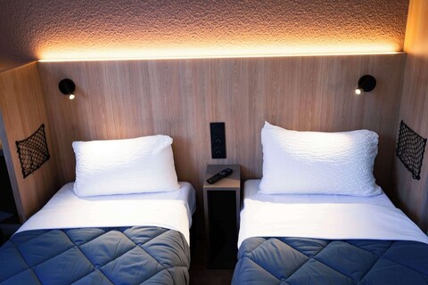 프리미에르 클라스 파리 우에스트 - 제네빌리에 바르바니에