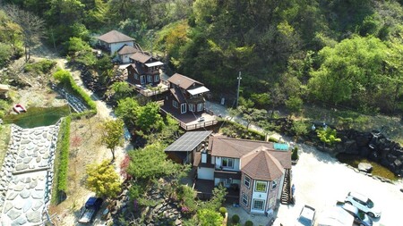 충주 주봉산펜션