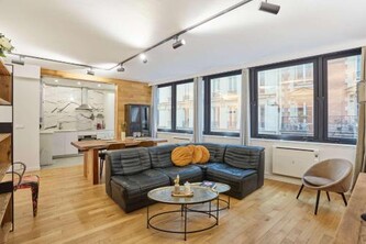 스페이셔스 아파트먼트 센터 오브 파리 몽마르트르