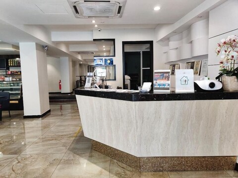 메리톤 인 호텔