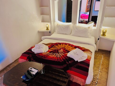 리야드 아바카 바이 아넥스