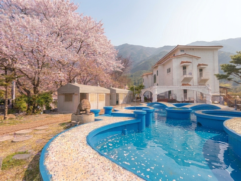 가평 메종드파티오커플스파풀빌라펜션