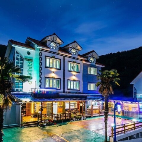 통영 지앤파크펜션