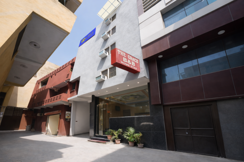 FabHotel The Grace I