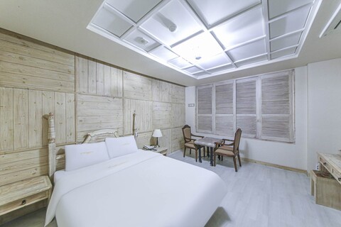 청주 프롬에이치 뉴베라 호텔