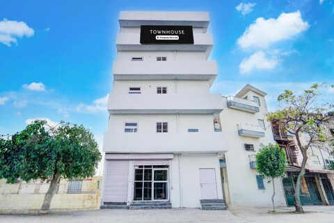 Townhouse Sector 6 Gurgaon