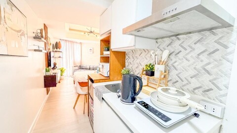 Maison de Mary Staycation AZURE NORTH