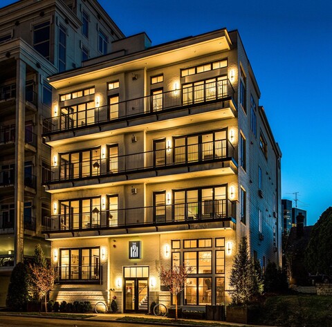 The 121 Hotel