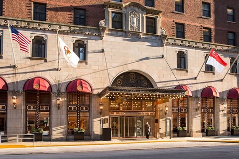 밀레니엄 호텔 니커보커 시카고