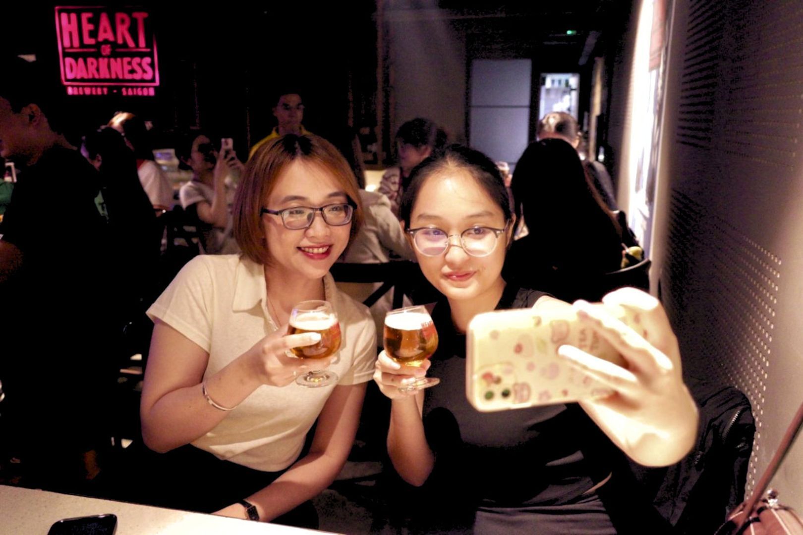 호치민 야경 투어|부이비엔 거리 & 사이공 일본타운 나이트 워킹투어