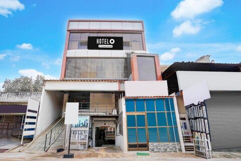 Super Hotel O Kardameshwar Mahadev Temple Varanasi Formerly Pheonix Rooms