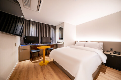 신촌 어반슬로우(URBANSLOW)