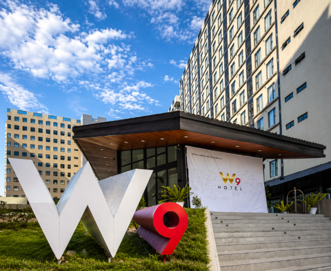 W9 Hotel and Resorts near Manila Airport 