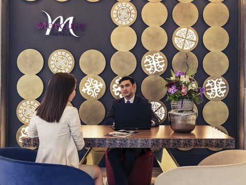 머큐어 알마티 시티 센터