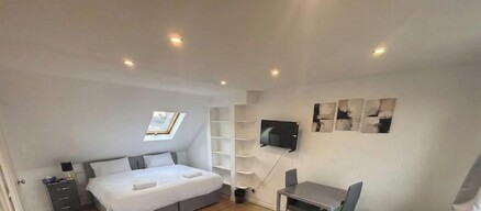 발네이 스테이즈