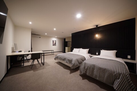 수원 구운동 호텔 앤드 &