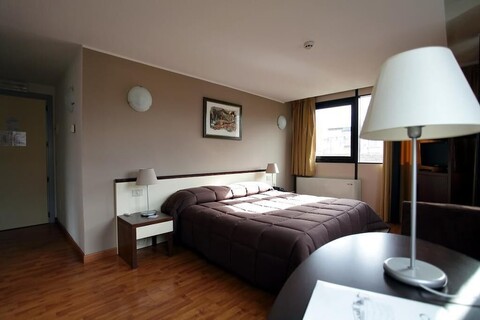 크리스탈 호텔 팔레르모