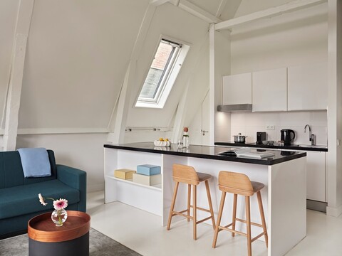 YAYS 암스테르담 솔트하우스 캐널 바이 누마