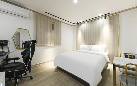 군산 호텔 이븐