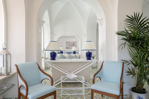 시나 플로라 카프리