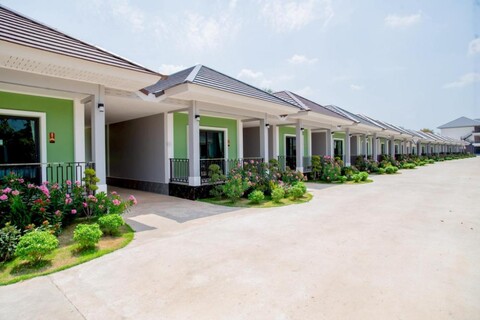 ศักดิ์ศรีรีสอร์ท