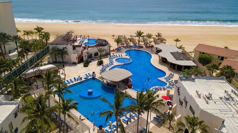 그랜드 데카메론 로스 카보스, 트레이드마크 올 인클루시브 리조트