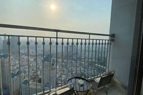 The Peninsula Apartment Landmark