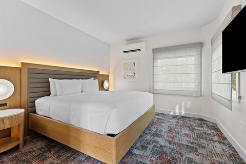 호텔 드 노보 스프링데일, 태피스트리 컬렉션 바이 힐튼