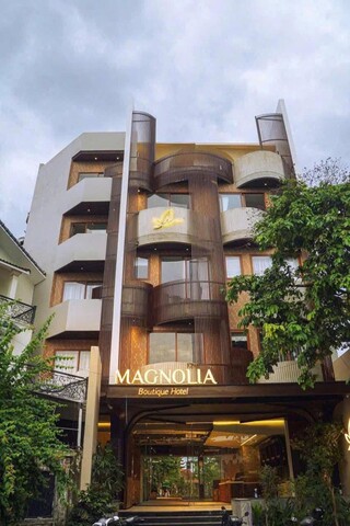 Magnolia Boutique Hue