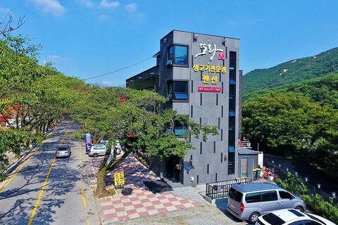 공주 계룡산동학사또랑가펜션