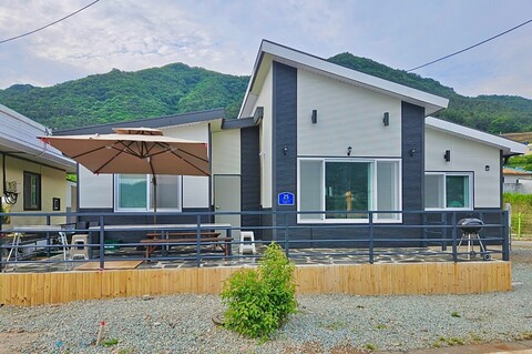 통영(사량도) 피리부는아저씨펜션