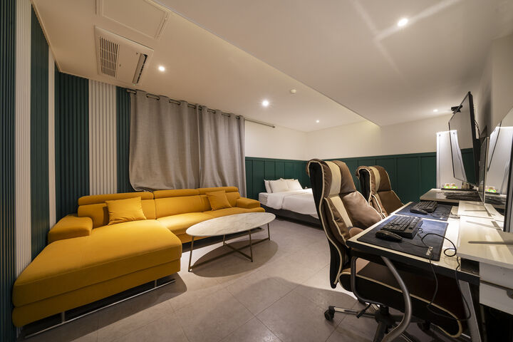 수원 영통 HOTEL 1가(家)