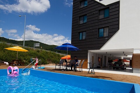 영덕 일키로미터(1KM)펜션