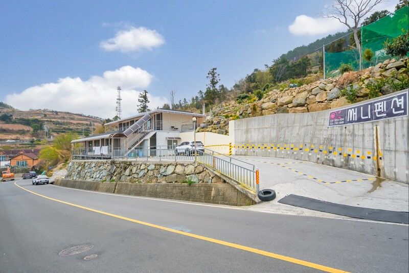 통영 써니펜션민박 경쟁 제품과 비교 이미지