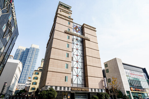 목포 프롬에이치 루벤스 호텔 목포평화광장점