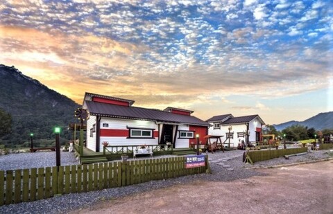 단양 여울향펜션