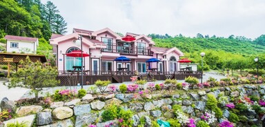 괴산 숲속의향기펜션