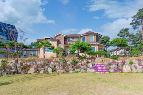 고성 산마루독채펜션