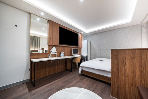 대구 경북대 호텔 BRNO (브르노)